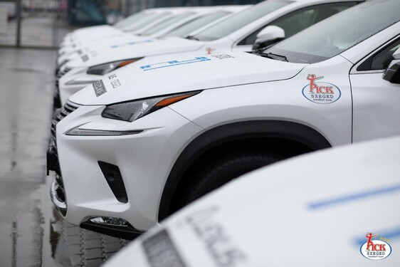  IDÉN IS KÖRNYEZETBARÁT HIBRID LEXUSOKAT HASZNÁLHATNAK A A MOL-PICK SZEGED KÉZILABDACSAPAT JÁTÉKOSAI