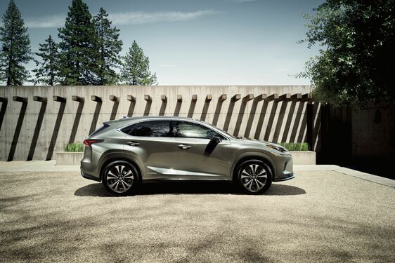  A LEXUS NX BIZONYULT EGYESÜLT KIRÁLYSÁG LEGJOBB HIBRID AUTÓJÁNAK