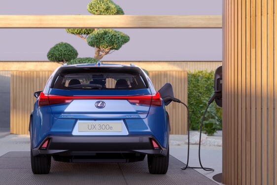  Újszerű, stílusos virtuális otthon adja vissza az akkumulátoros elektromos Lexus UX hangulatát 