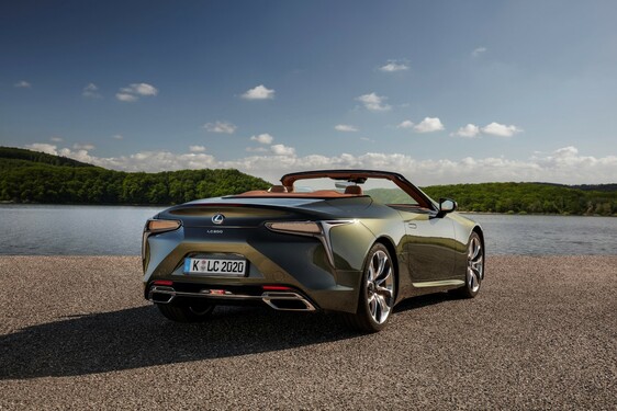 2021 LC 500 CONVERTIBLE IMAGES