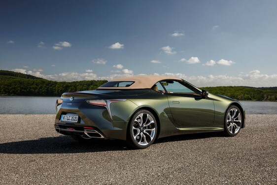 2021 LC 500 CONVERTIBLE IMAGES