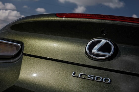 2021 LC 500 CONVERTIBLE IMAGES