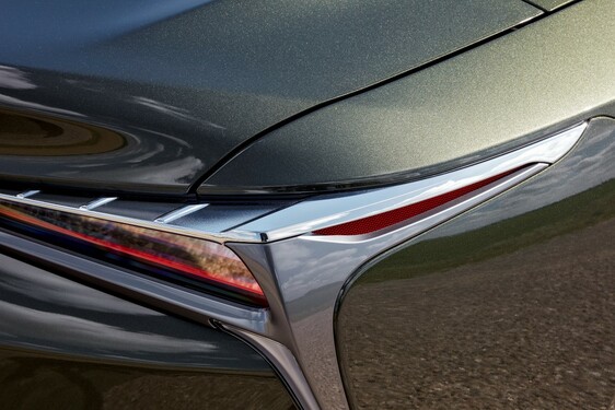 2021 LC 500 CONVERTIBLE IMAGES