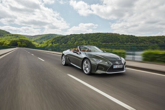2021 LC 500 CONVERTIBLE IMAGES