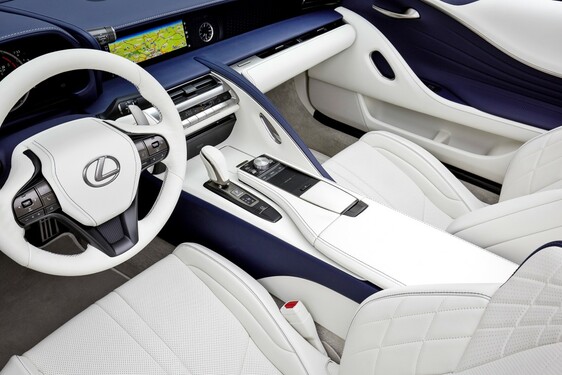 2021 LC 500 CONVERTIBLE IMAGES