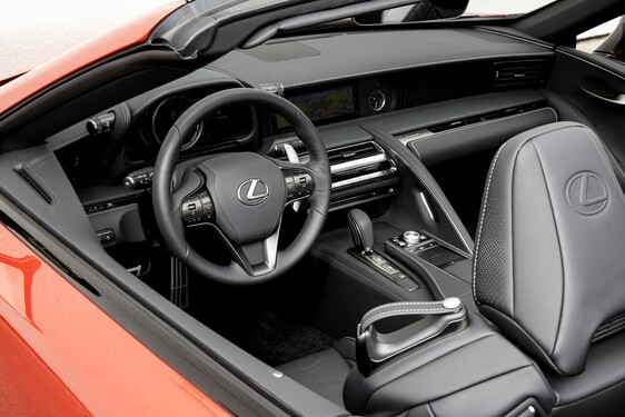 2021 LC 500 CONVERTIBLE IMAGES