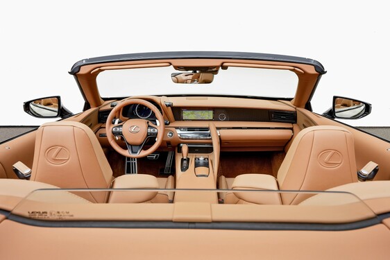 2021 LC 500 CONVERTIBLE IMAGES