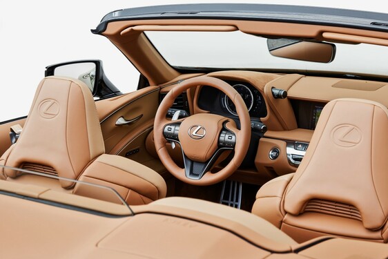 2021 LC 500 CONVERTIBLE IMAGES