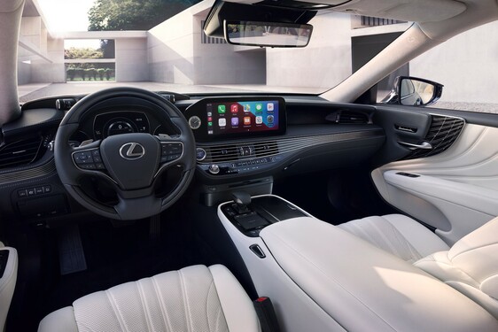 A Lexus LS tökéletesebb, mint valaha