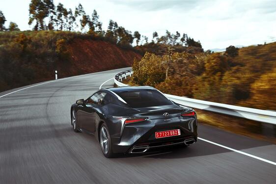 Lexus LC 2017