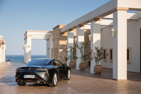 Lexus LC 2017