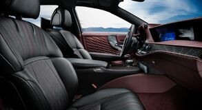  LEXUS LS: A LUXUS CSILLOGÁSA