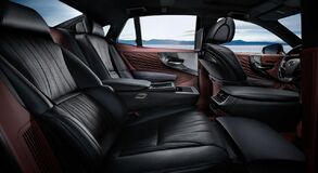  LEXUS LS: A LUXUS CSILLOGÁSA