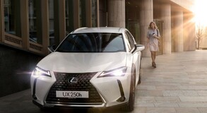 WEISZ FANNI LETT A LEXUS UX MÁRKANAGYKÖVETE 