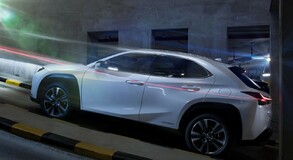 WEISZ FANNI LETT A LEXUS UX MÁRKANAGYKÖVETE 
