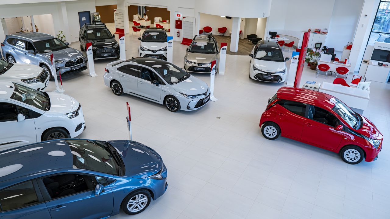  A Schiller Autó Család nyitotta meg Budapest második Lexus márkakereskedését