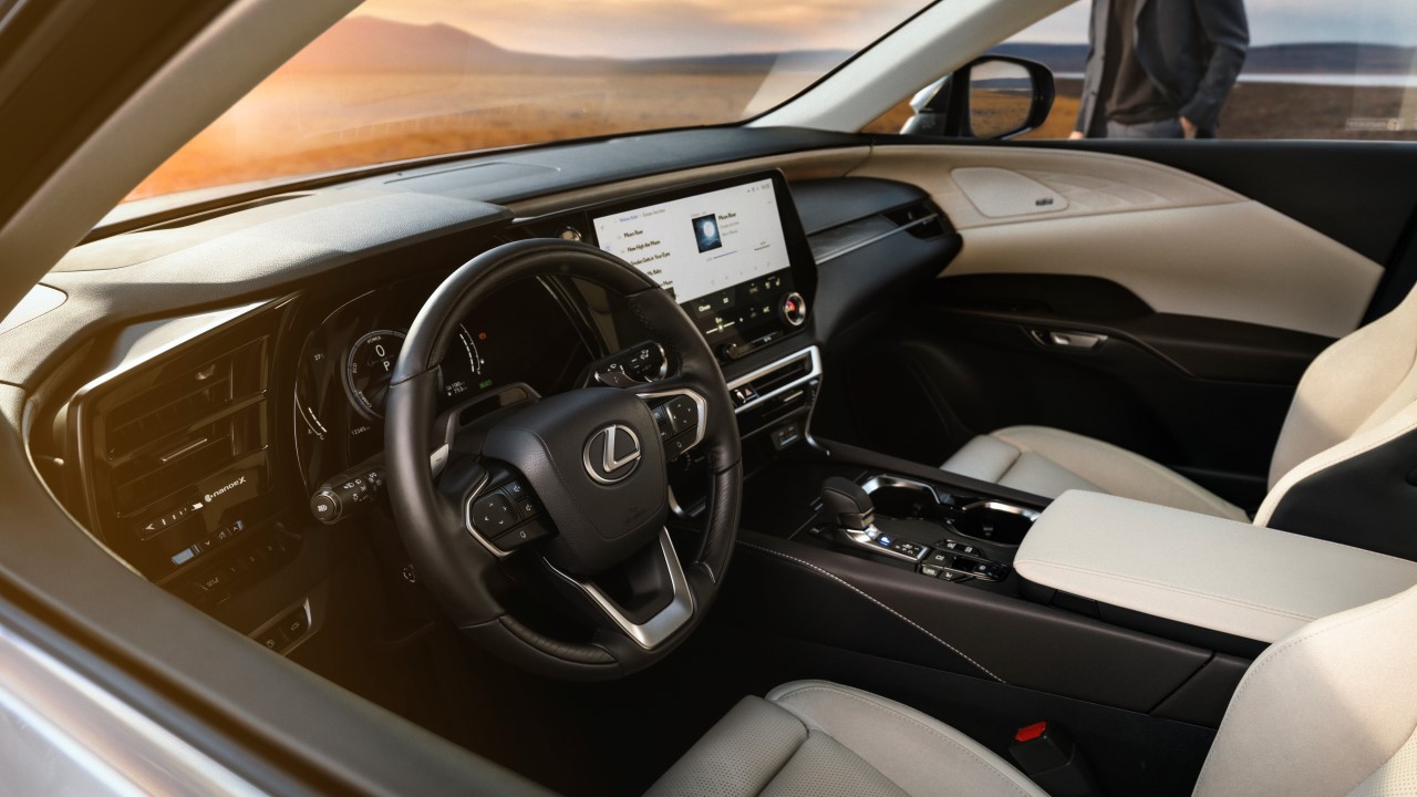 A Lexus világszinten, Európában és Magyarországon is rekordot döntött a tavalyi évben 