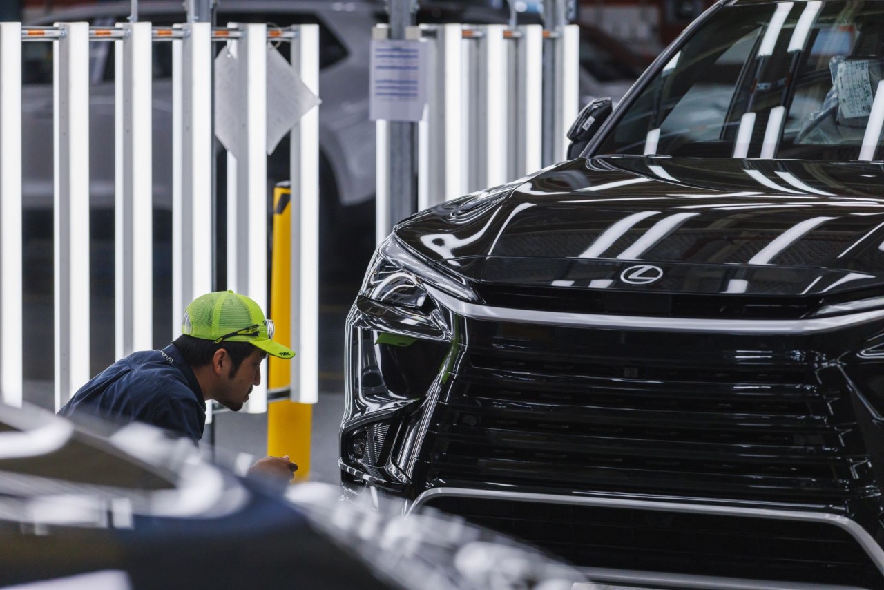 LEXUS ROZPOCZĄŁ PRODUKCJĘ MODELU TX. W FABRYKĘ ZAINWESTOWANO 803 MILIONY DOLARÓW