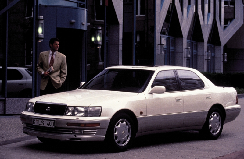 HISTORIA FIRMY LEXUS