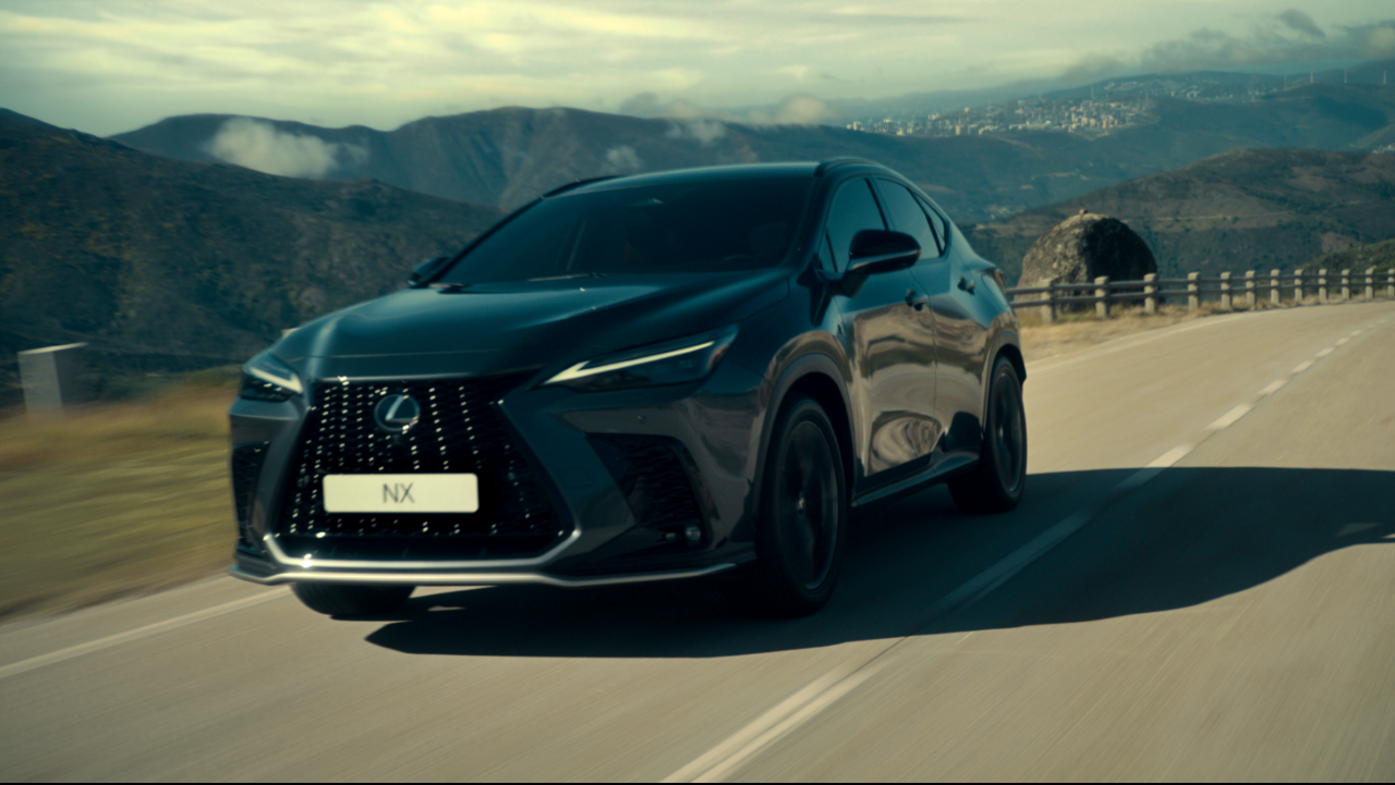 NOWY LEXUS NX W AKOMPANIAMENCIE KULTOWEGO PRZEBOJU DONNY SUMMER