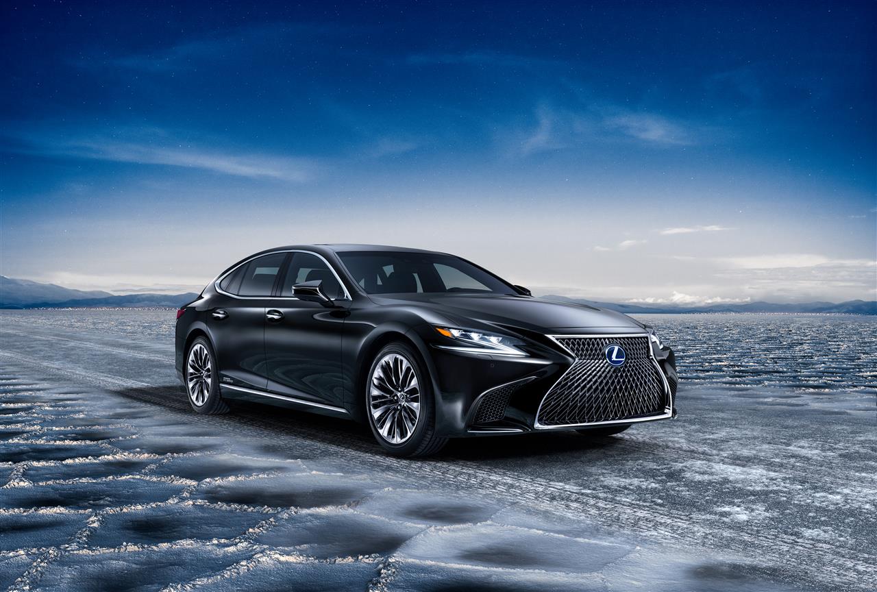 Nowy Lexus LS 500h na tournée po Polsce