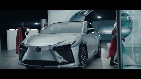 Nový Lexus RZ 450e zažiari vo filme Black Panther - Wakanda Forever