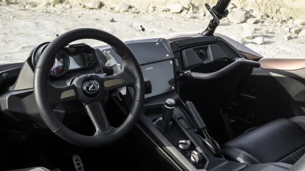 Nový vodíkový Lexus míří do terénu 