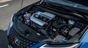 Lexus RX 400h vs. Lexus UX 250h: ennyit fejlődött a Lexus öntöltő hibrid elektromos hajtása 15 év alatt