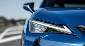 Lexus RX 400h vs. Lexus UX 250h: ennyit fejlődött a Lexus öntöltő hibrid elektromos hajtása 15 év alatt