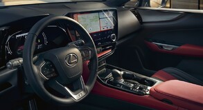 NOWY LEXUS NX – JESZCZE SZYBSZE I BARDZIEJ INTELIGENTNE MULTIMEDIA Z USŁUGAMI ŁĄCZNOŚCI