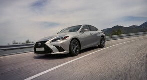 Lexus ES 2023