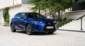 Lexus UX 2024