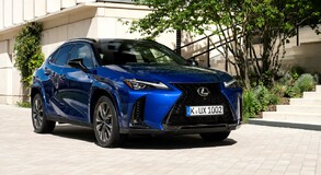 Lexus UX 2024