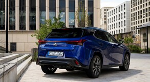 Lexus UX 2024