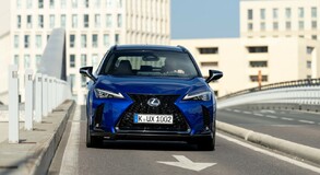 Lexus UX 2024