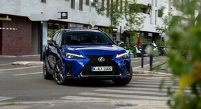 Lexus UX 2024