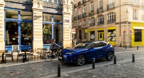 Lexus UX 2024