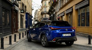 Lexus UX 2024