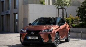 Lexus UX 2024