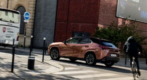 Lexus UX 2024