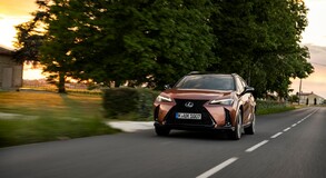 Lexus UX 2024