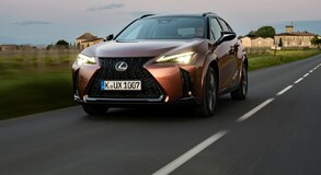 Lexus UX 2024