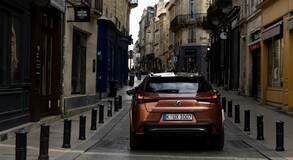 Lexus UX 2024
