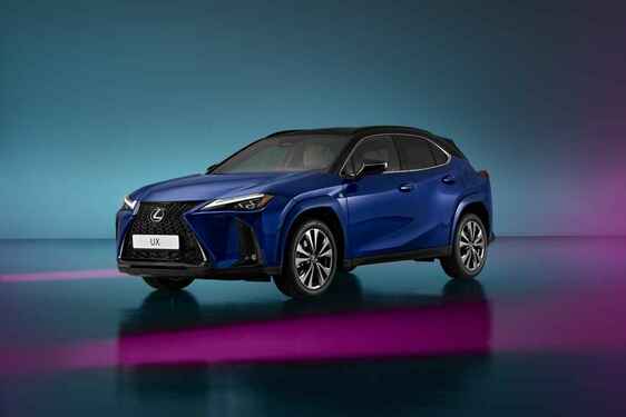 Lexus UX 2024