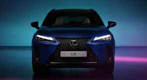 Lexus UX 2024