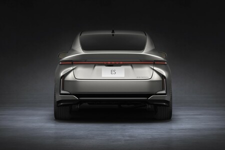 A modell történetében először akkumulátoros elektromos hajtással is elérhető lesz a vadonatúj Lexus ES 