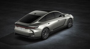Lexus ES 2025