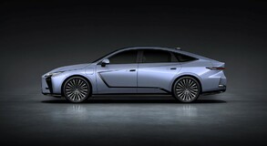 Lexus ES 2025