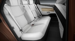 Lexus ES 2025