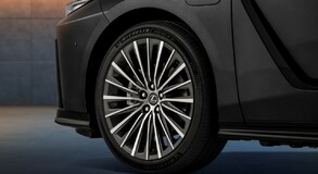 Lexus ES 2025